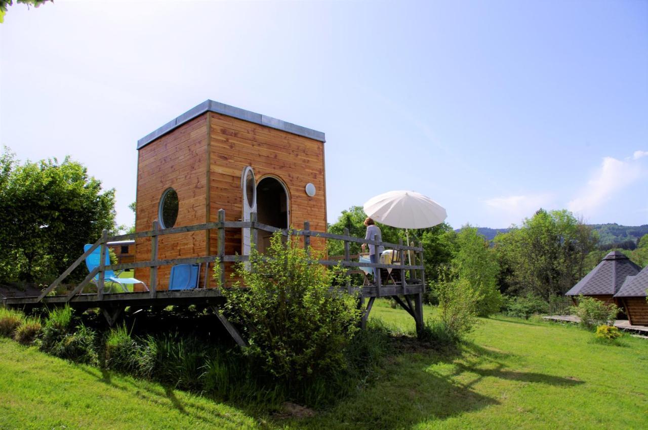Les Roulottes Et Cabanes Du Livradois Cunlhat Экстерьер фото